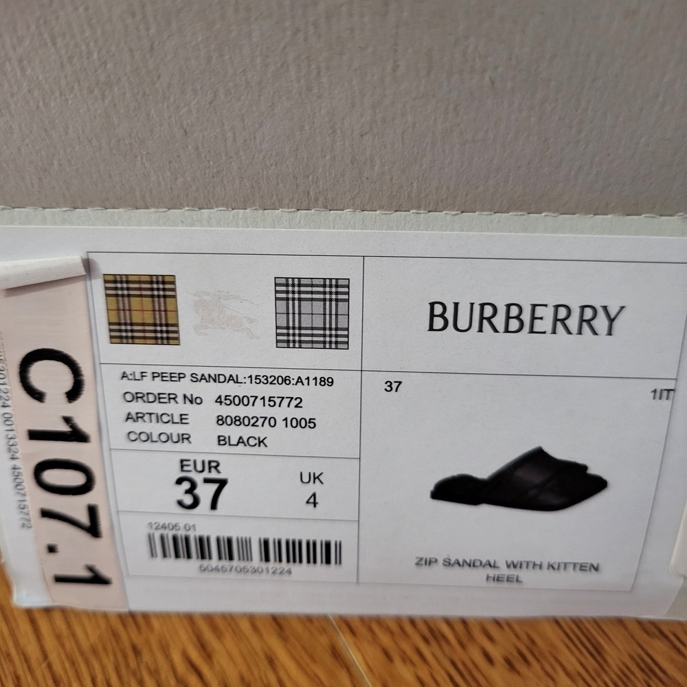 Burberry Black Sandals with Silver Zipper Detail - Picture 11 of 14